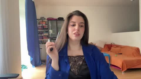 Snapshot of sweetfenomen67 chatting on 9, 5, 2026 Joanna online show from 9, 5, 2026
