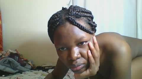 Snapshot of sweetgal2025 chatting on 26, 5, 2026 EUNICE online show from 26, 5, 2026