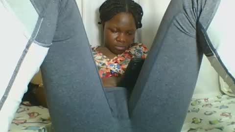 Snapshot of sweetgal2025 chatting on 27, 5, 2026 EUNICE online show from 27, 5, 2026