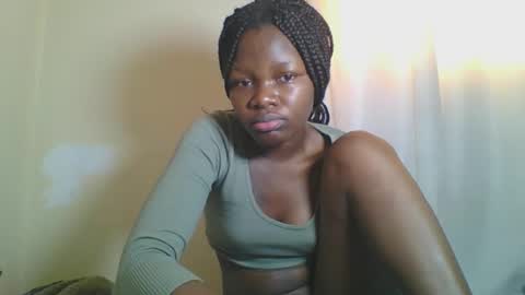 Snapshot of sweetgal2025 chatting on 10, 6, 2026 EUNICE online show from 10, 6, 2026