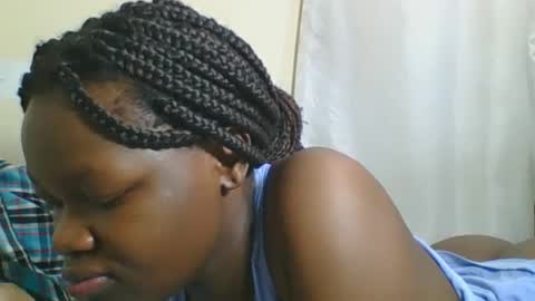 Snapshot of sweetgal2025 chatting on 13, 6, 2026 EUNICE online show from 13, 6, 2026