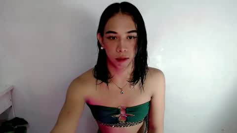 Snapshot of sweetgirl_acxx chatting on 17, 5, 2026 Just call me AC online show from 17, 5, 2026