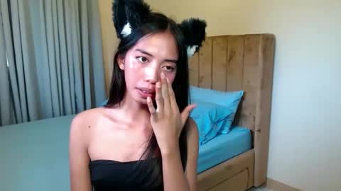 sweetgirl_daphne online show from 14, 4, 2026