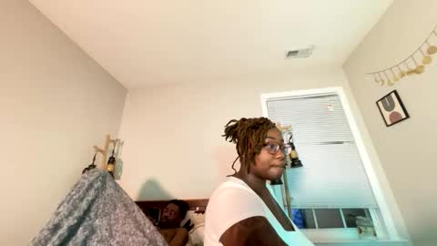 sweetgirllei online show from 13, 11, 2025