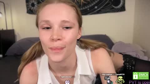 Snapshot of sweetgracee chatting on 21, 4, 2026 sweetgracee online show from 21, 4, 2026