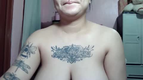 sweethotkisha online show from 3, 10, 2025