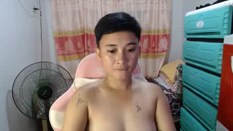 Snapshot of sweeti_marie chatting on 22, 10, 2025 sweeti_marie online show from 22, 10, 2025