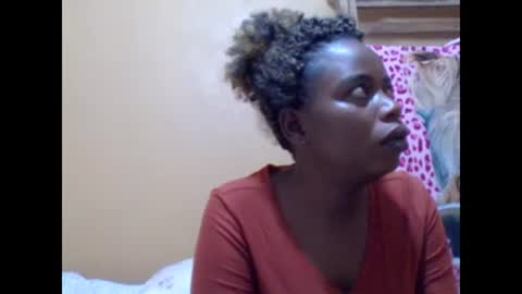 Snapshot of sweetib1 chatting on 13, 2, 2025 sweetib1 online show from 13, 2, 2025