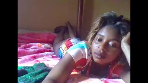 Snapshot of sweetib1 chatting on 19, 9, 2025 sweetib1 online show from 19, 9, 2025