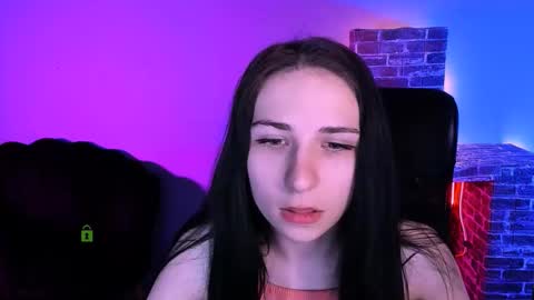 Chloe online show from 4, 2, 2026