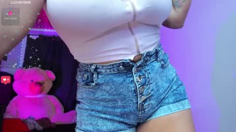   online show from 25, 1, 2025