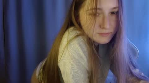 Snapshot of sweetie_lover chatting on 8, 8, 2026 Annie online show from 8, 8, 2026