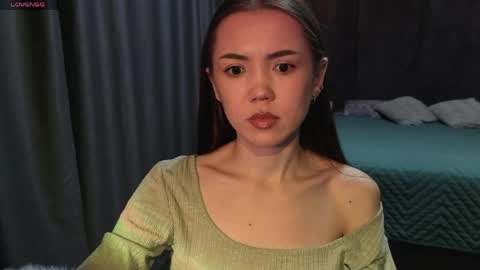 sweetieee_kira online show from 25, 3, 2026