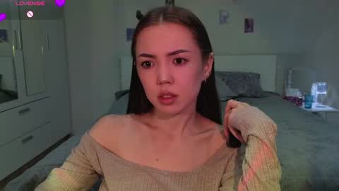 Snapshot of sweetieee_kira chatting on 8, 7, 2026 sweetieee_kira online show from 8, 7, 2026