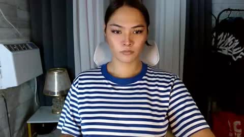 Snapshot of sweetiefox1 chatting on 10, 10, 2025 sweetiefox1 online show from 10, 10, 2025