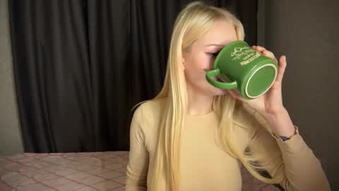 sweetie Lisa3 online show from 3, 1, 2025