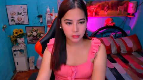 Nicole online show from 6, 12, 2024