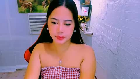 Nicole online show from 17, 10, 2025