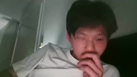 Snapshot of sweetiepuppy421 chatting on 18, 12, 2025 sweetiepuppy421 online show from 18, 12, 2025