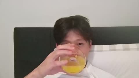 Snapshot of sweetiepuppy421 chatting on 6, 3, 2026 sweetiepuppy421 online show from 6, 3, 2026