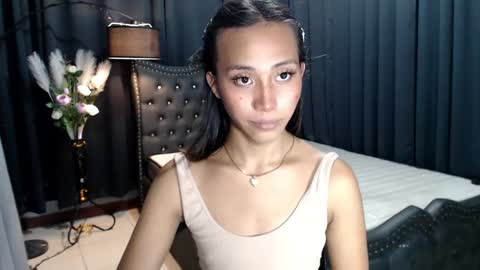 Snapshot of sweetiie_caren chatting on 25, 1, 2025 CAREN online show from 25, 1, 2025