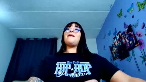 Snapshot of sweetisabella__ chatting on 7, 5, 2026 Isabella online show from 7, 5, 2026
