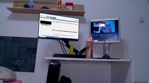 Snapshot of sweetjess022 chatting on 13, 1, 2025 jessica online show from 13, 1, 2025