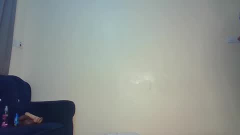 Snapshot of sweetlight_pie chatting on 9, 3, 2025 sweetlight_pie online show from 9, 3, 2025