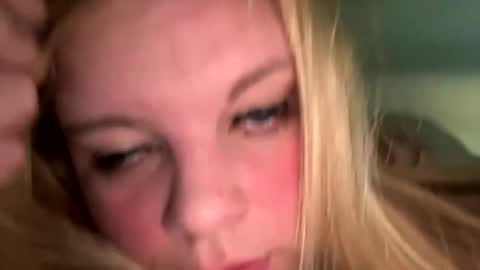 Lisa  online show from 22, 1, 2025