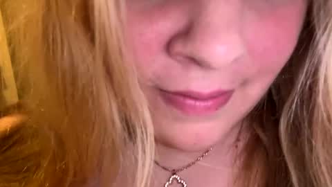 Lisa  online show from 6, 3, 2025