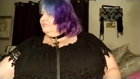 sweetlolajean online show from 25, 2, 2025