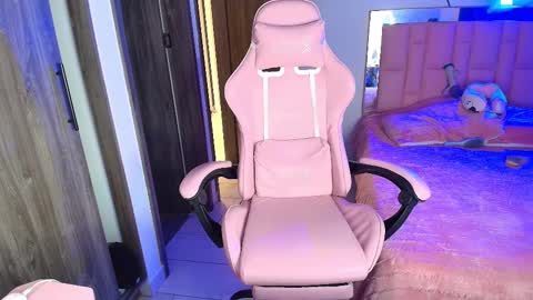 SweetLune online show from 20, 2, 2025