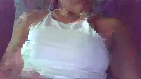 Snapshot of sweetlyraa chatting on 11, 1, 2025 SexyPInay with small tits online show from 11, 1, 2025