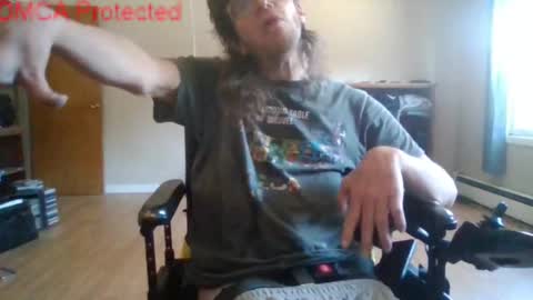 Snapshot of sweetman4u75 chatting on 10, 9, 2025 Sweet Man online show from 10, 9, 2025