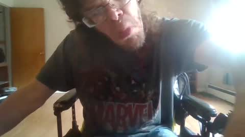 Snapshot of sweetman4u75 chatting on 17, 9, 2025 Sweet Man online show from 17, 9, 2025