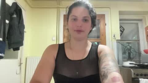 Snapshot of sweetmandyy chatting on 10, 10, 2025 sweetmandyy online show from 10, 10, 2025