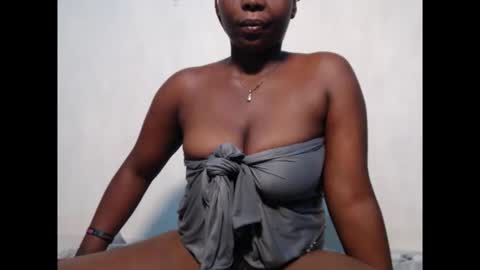 sweetnectarx online show from 4, 12, 2025