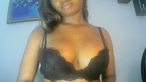 Snapshot of sweetness755325 chatting on 25, 9, 2025 sweetness755325 online show from 25, 9, 2025