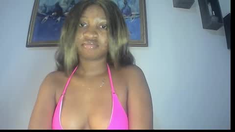 Snapshot of sweetness755325 chatting on 16, 11, 2025 sweetness755325 online show from 16, 11, 2025