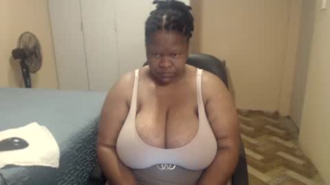 Snapshot of sweetnoziexxx chatting on 24, 5, 2026 sweetnoziexxx online show from 24, 5, 2026