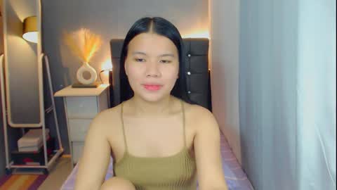 Snapshot of sweetnwildts chatting on 23, 4, 2026 Ghena online show from 23, 4, 2026