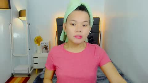 Snapshot of sweetnwildts chatting on 29, 6, 2026 Ghena online show from 29, 6, 2026