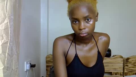 Snapshot of sweetrall chatting on 4, 2, 2026 Lilly online show from 4, 2, 2026