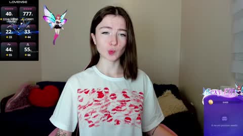 Snapshot of sweets_alma chatting on 6, 1, 2025 sweets_alma online show from 6, 1, 2025