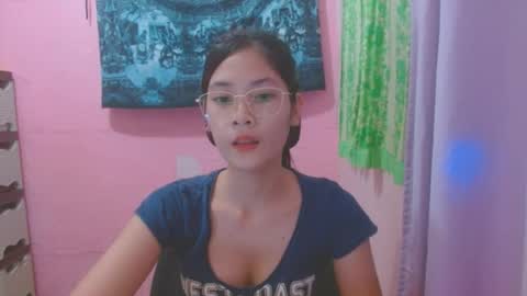 Mia online show from 4, 7, 2026