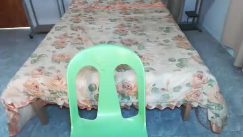 sophie and alex online show from 10, 11, 2025