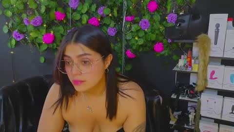 Molly -  INDEPENDENT MODEL online show from 9, 6, 2026