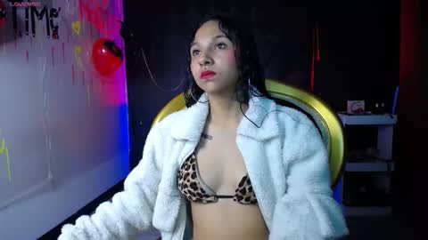 Sweett pleasure online show from 14, 9, 2025