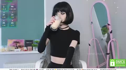 Snapshot of sweetuniporn chatting on 12, 7, 2026 Elis a little vacation Ill be here Saturday my schedules in bio online show from 12, 7, 2026