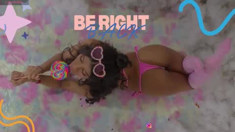 sweetviolet___ online show from 12, 1, 2026